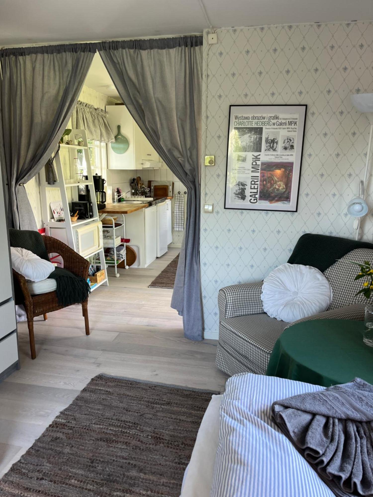Akarpsvaegen Vacation Home トレレボリ エクステリア 写真